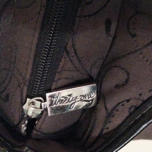 Thirty-One "R" Purse - Picture 5 of 7